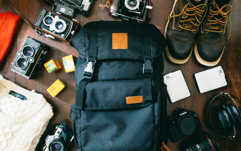 brevite-4qAxSfftA5I-unsplash-backpack essentials-travel